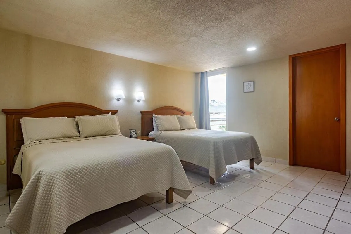 Amazing Oceanfront Condominium In Downtown Cozumel