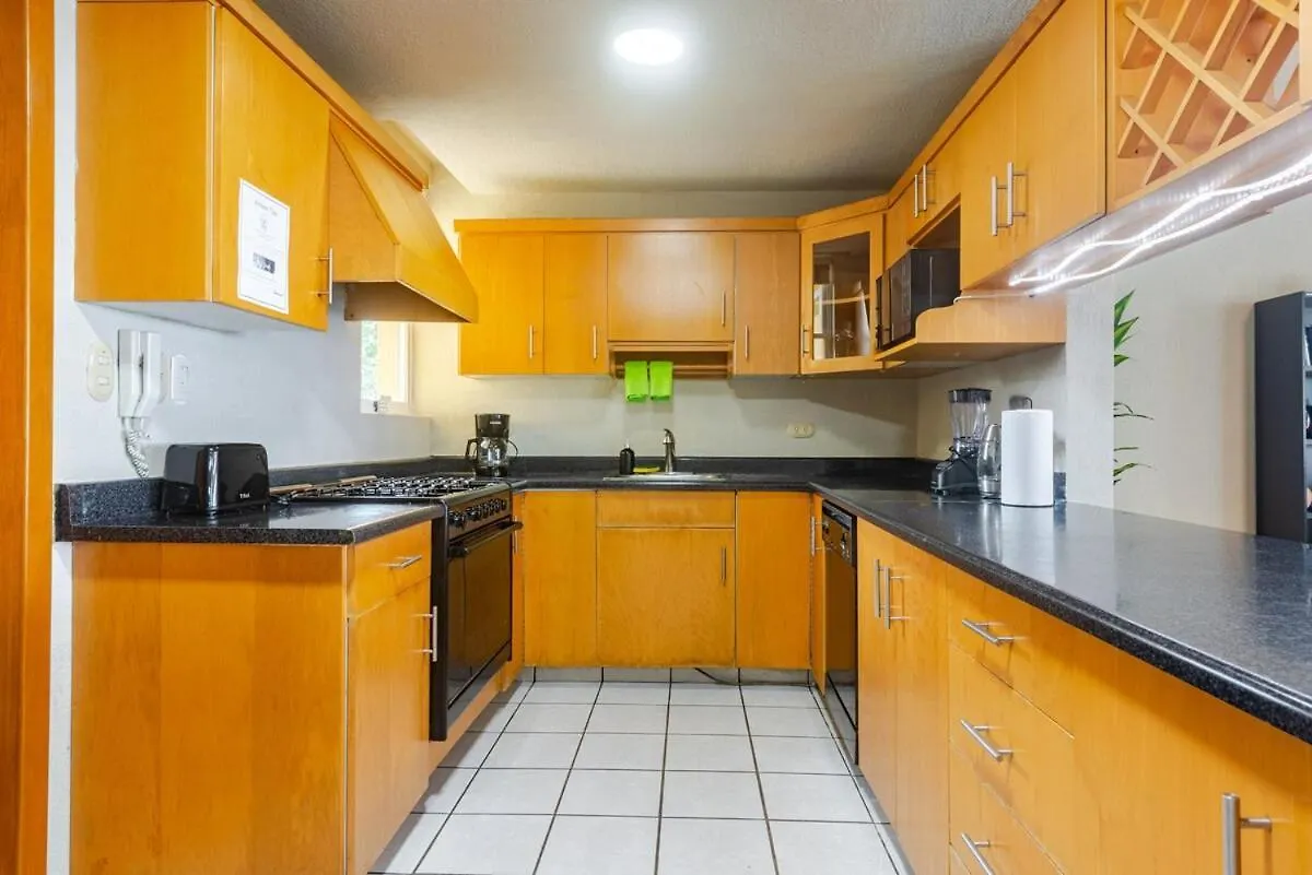 Amazing Oceanfront Condominium In Downtown Κοζουμέλ 0*,