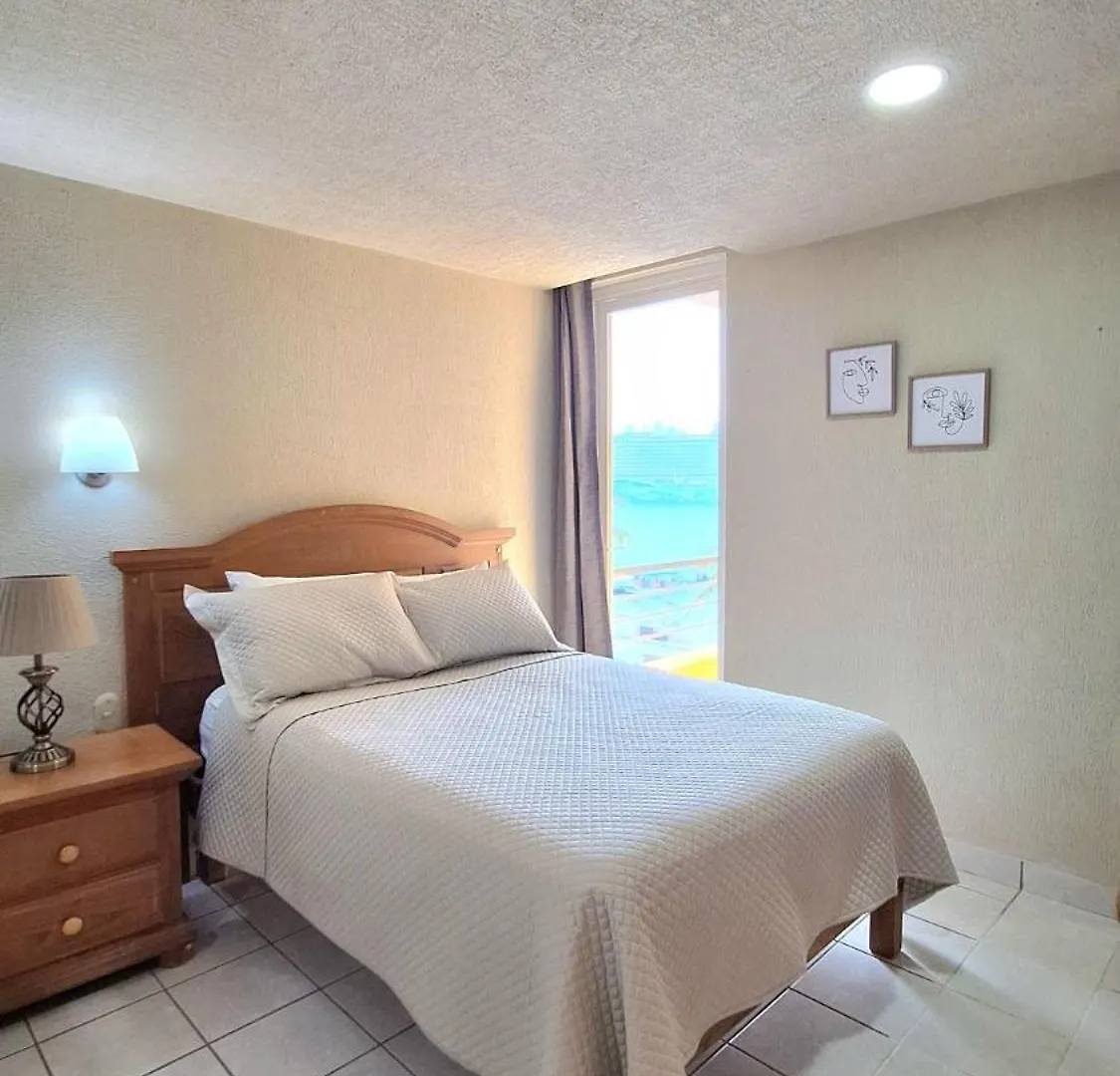 Amazing Oceanfront Condominium In Downtown Κοζουμέλ Διαμέρισμα